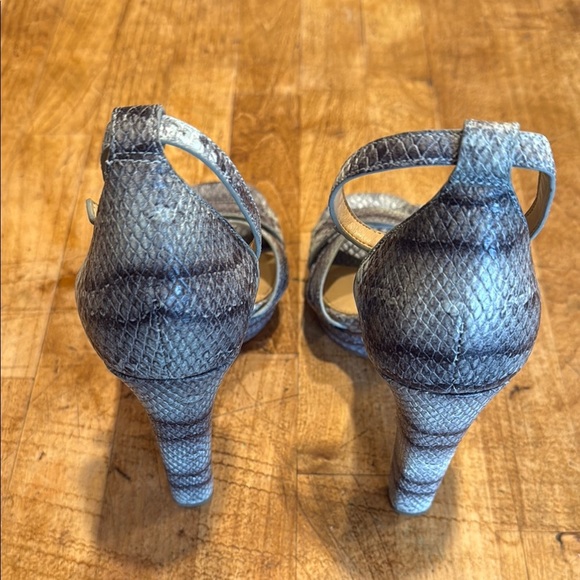 MICHAEL Michael Kors Gray Heels with Snakeskin Pattern - Picture 3 of 7